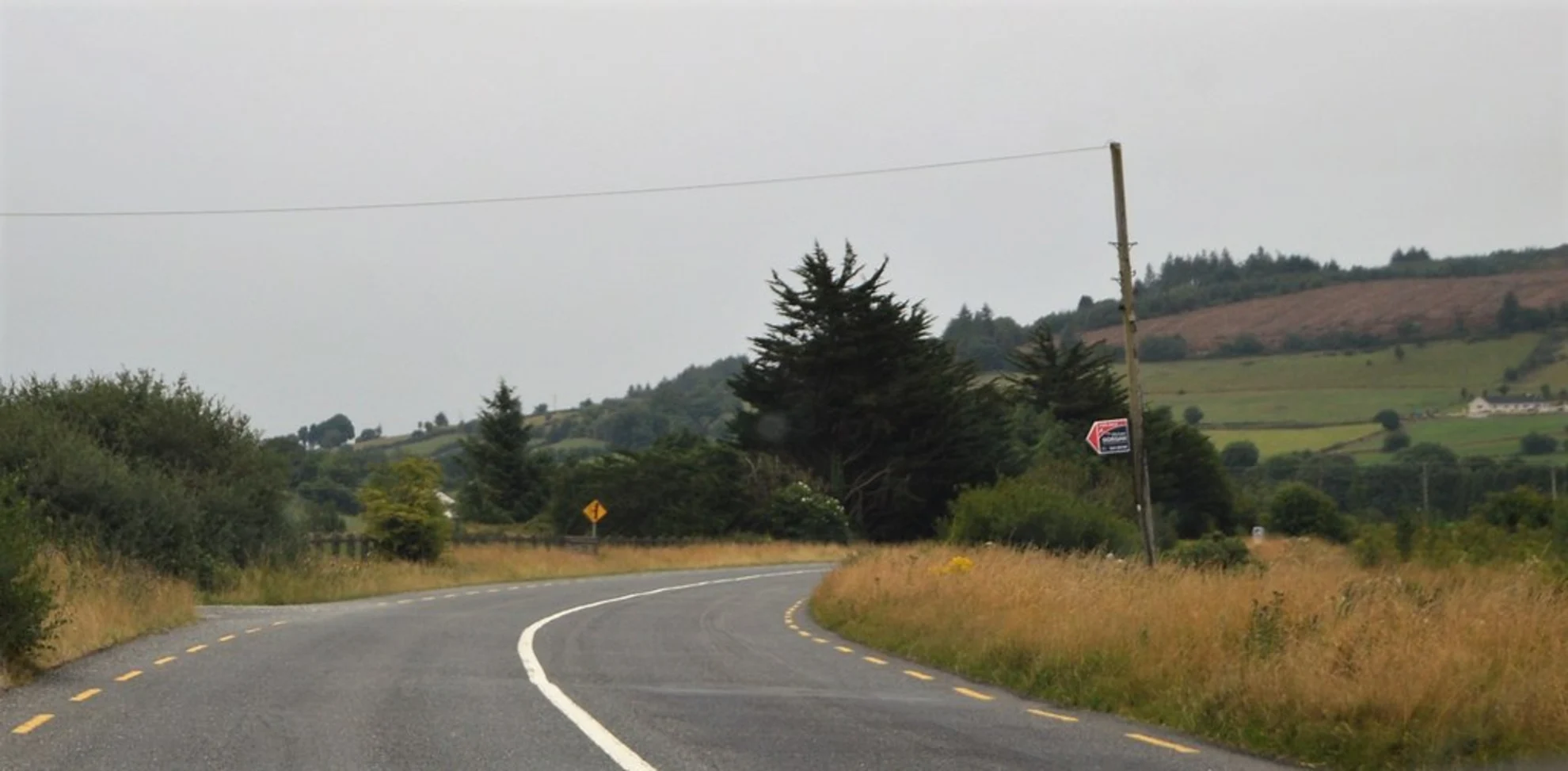 An image depicting the trail Combaun Loop and its surrounding area.