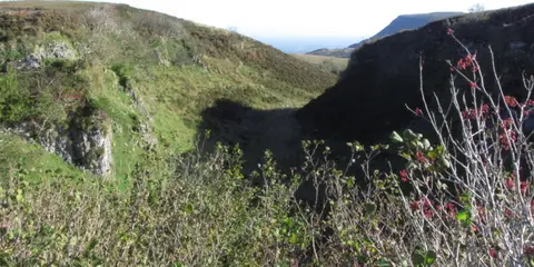 An image depicting the trail Legacurragh Valley Trail and its surrounding area.