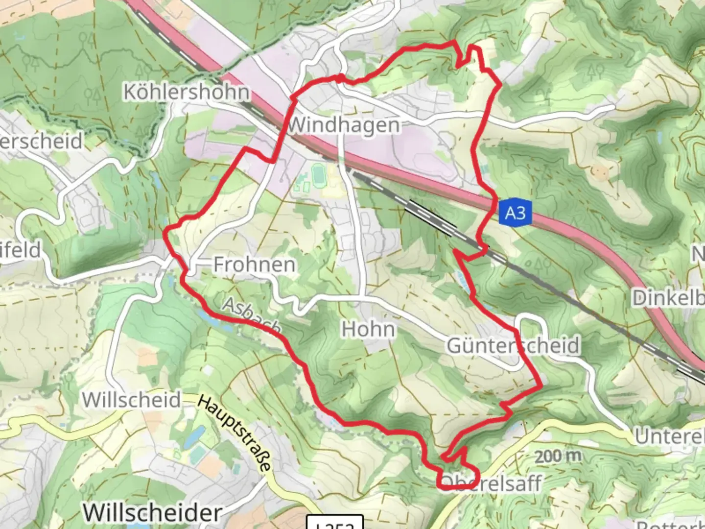 An image depicting the trail Redescheider Weg and its surrounding area.