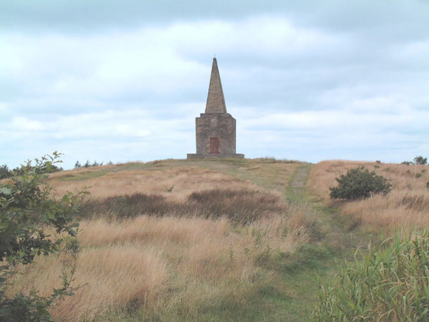 An image depicting the trail Ashurst Beacon Loop and its surrounding area.