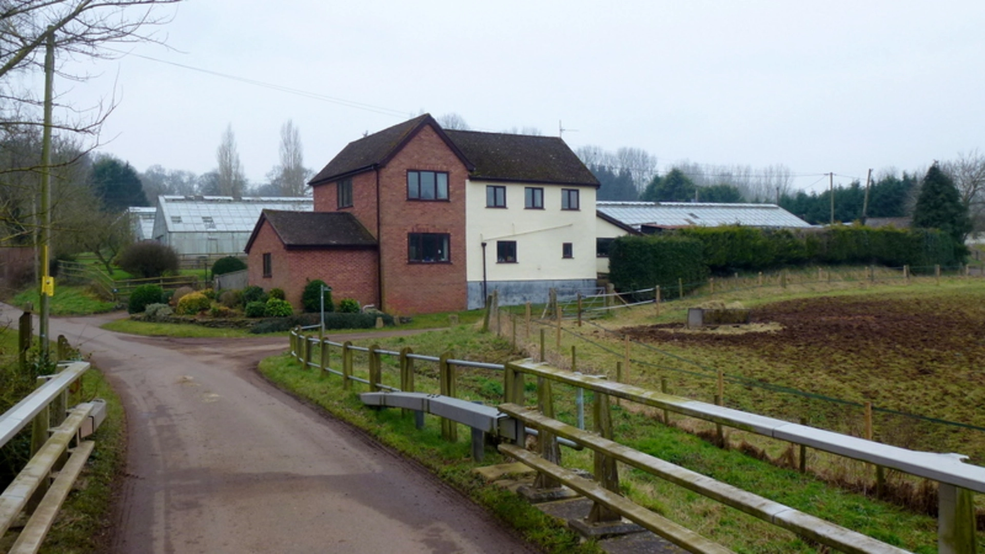 An image depicting the trail Ketford - Redmarley d' Abitot and Dymock Loop Walk and its surrounding area.