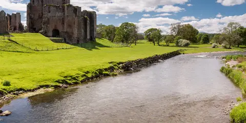 An image depicting the trail Lady Anne's Way and its surrounding area.