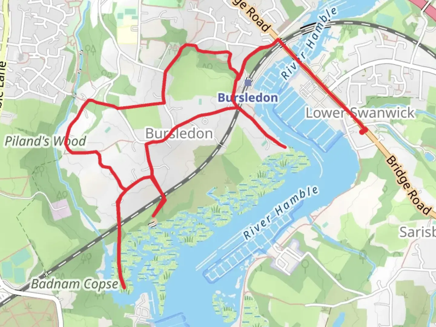 An image depicting the trail Bursledon Loop and its surrounding area.
