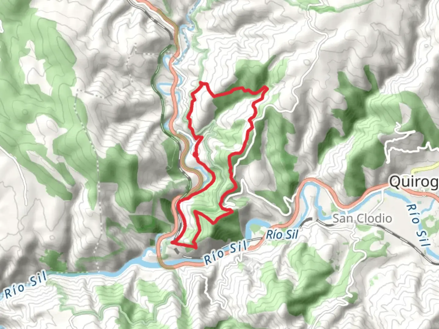 An image depicting the trail PR G 141 Ruta do Ouro e do Camiño Real and its surrounding area.