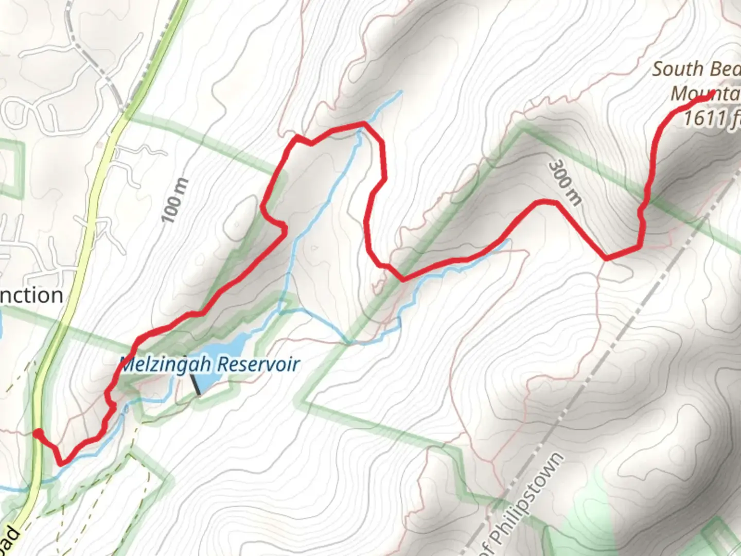 An image depicting the trail South Beacon Mountain via Notch Trail and its surrounding area.