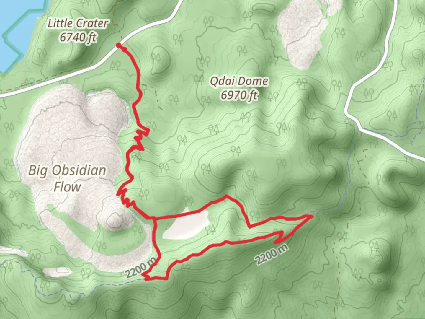 An image depicting the trail Lost Lake and Crater Rim Loop Trail and its surrounding area.