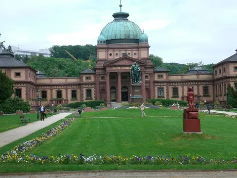 Barmer Wald and Kaiser Wilhelm Hoehe via Wupperweg