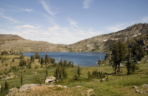 An image depicting the trail Carson Pass, Frog Lake and Winnemucca Lake and its surrounding area.
