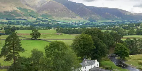 An image depicting the trail Blencathra Loop via Hall's Fell and its surrounding area.