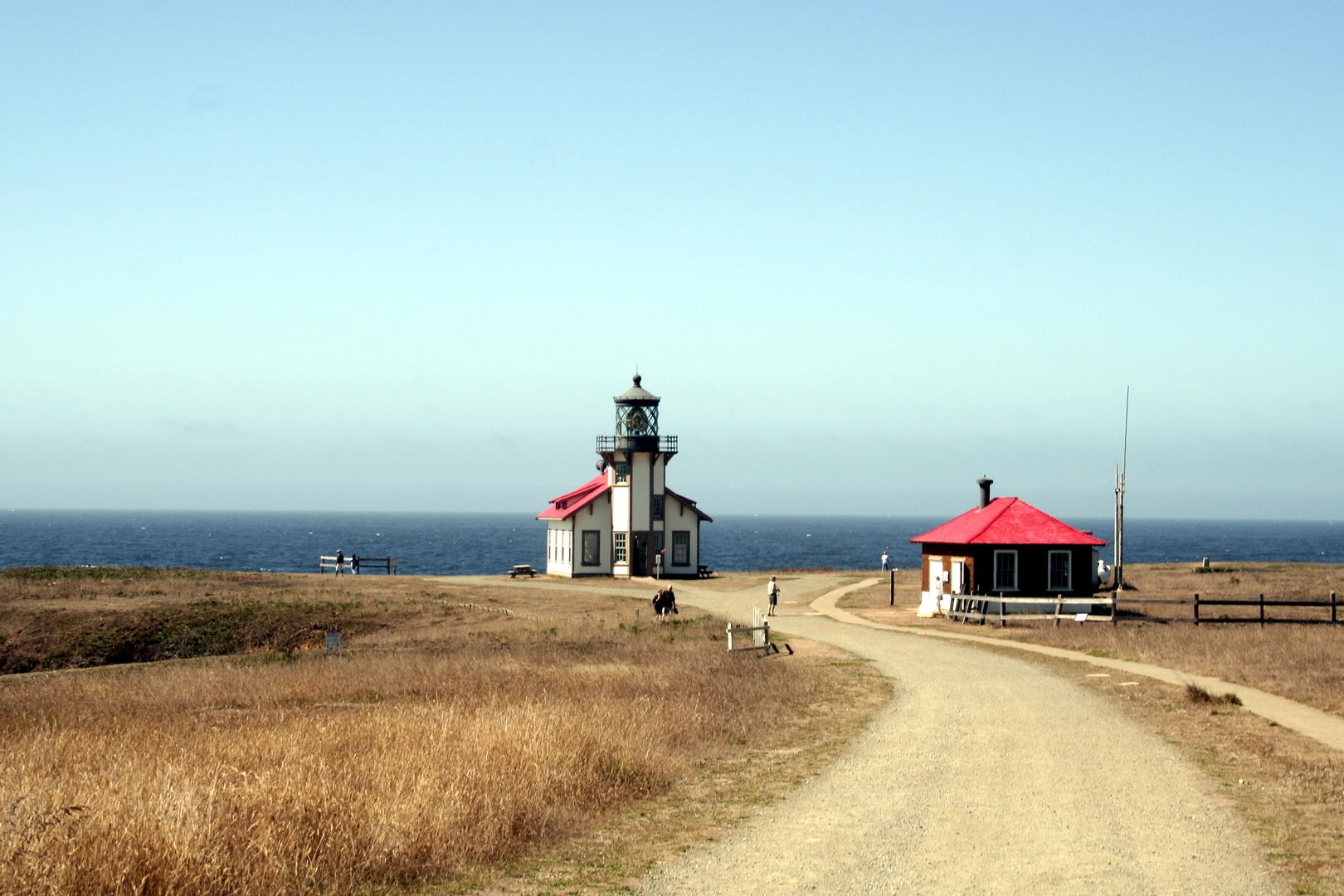 An image depicting the trail Point Cabrillo Light Station and Light Station Coastal Loop Trail and its surrounding area.