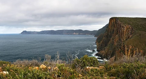 An image depicting the trail Cape Pillar Walk and its surrounding area.