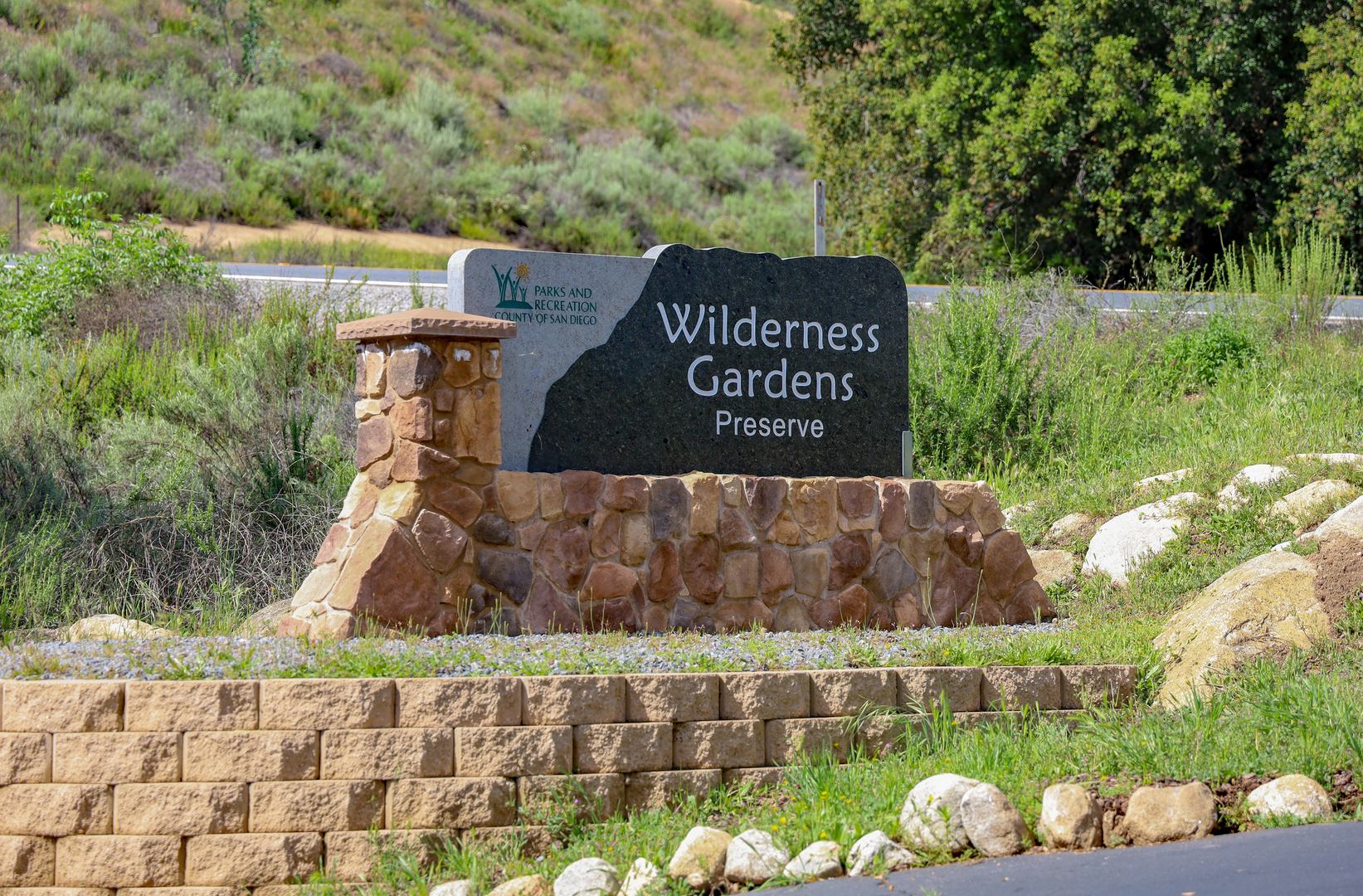 An image depicting the trail Wilderness Gardens Preserve and Pond Loop and its surrounding area.