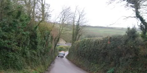 An image depicting the trail Graston Copse - Shipton Gorge Walk and its surrounding area.