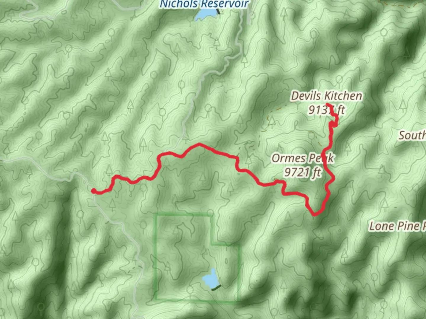 An image depicting the trail Devil's Kitchen and its surrounding area.