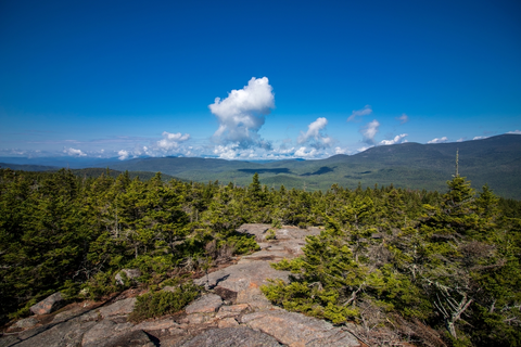 An image depicting the trail Mount Israel via Wentworth Trail and its surrounding area.