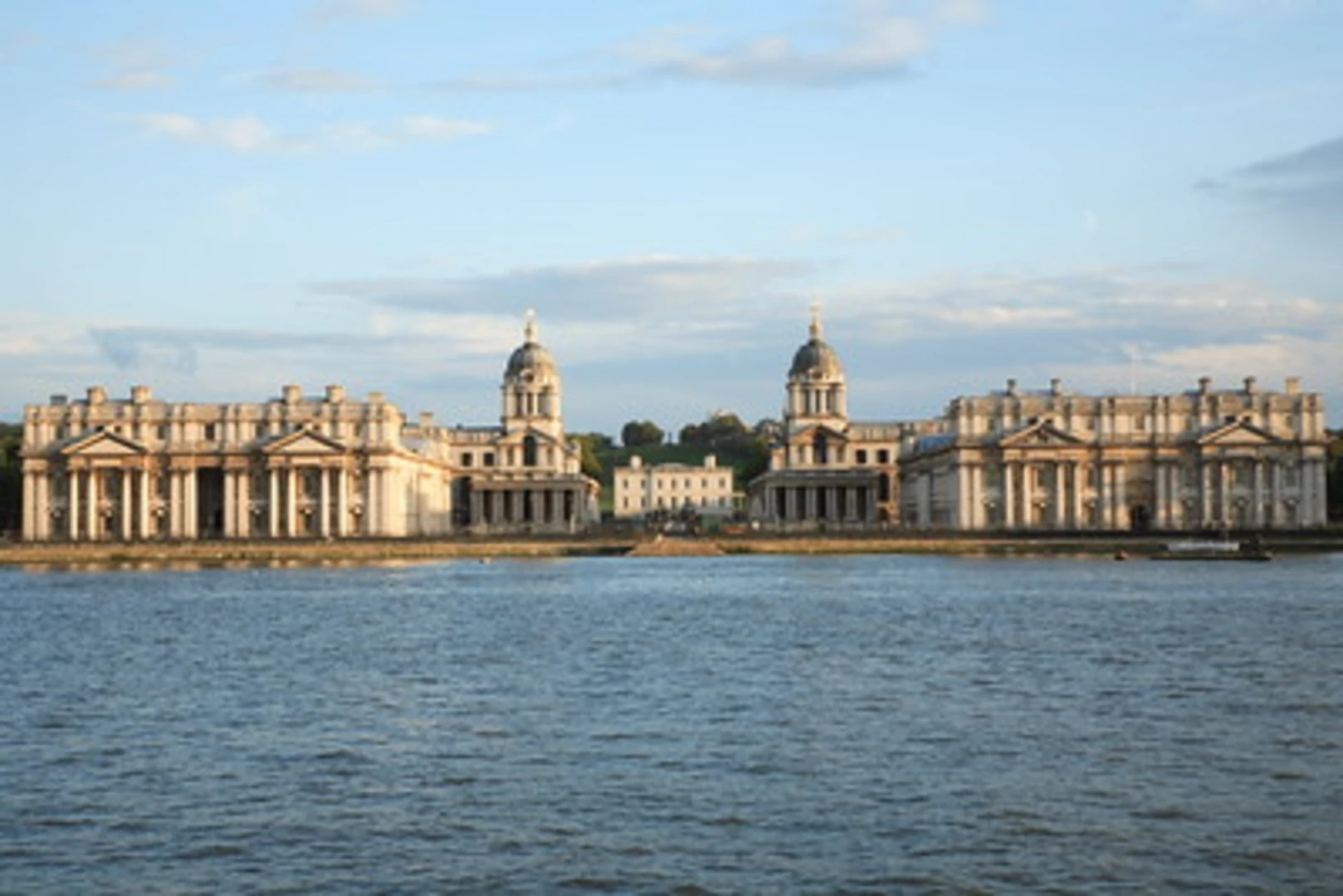 An image depicting the trail Falconwood to Greenwich Park Walk and its surrounding area.