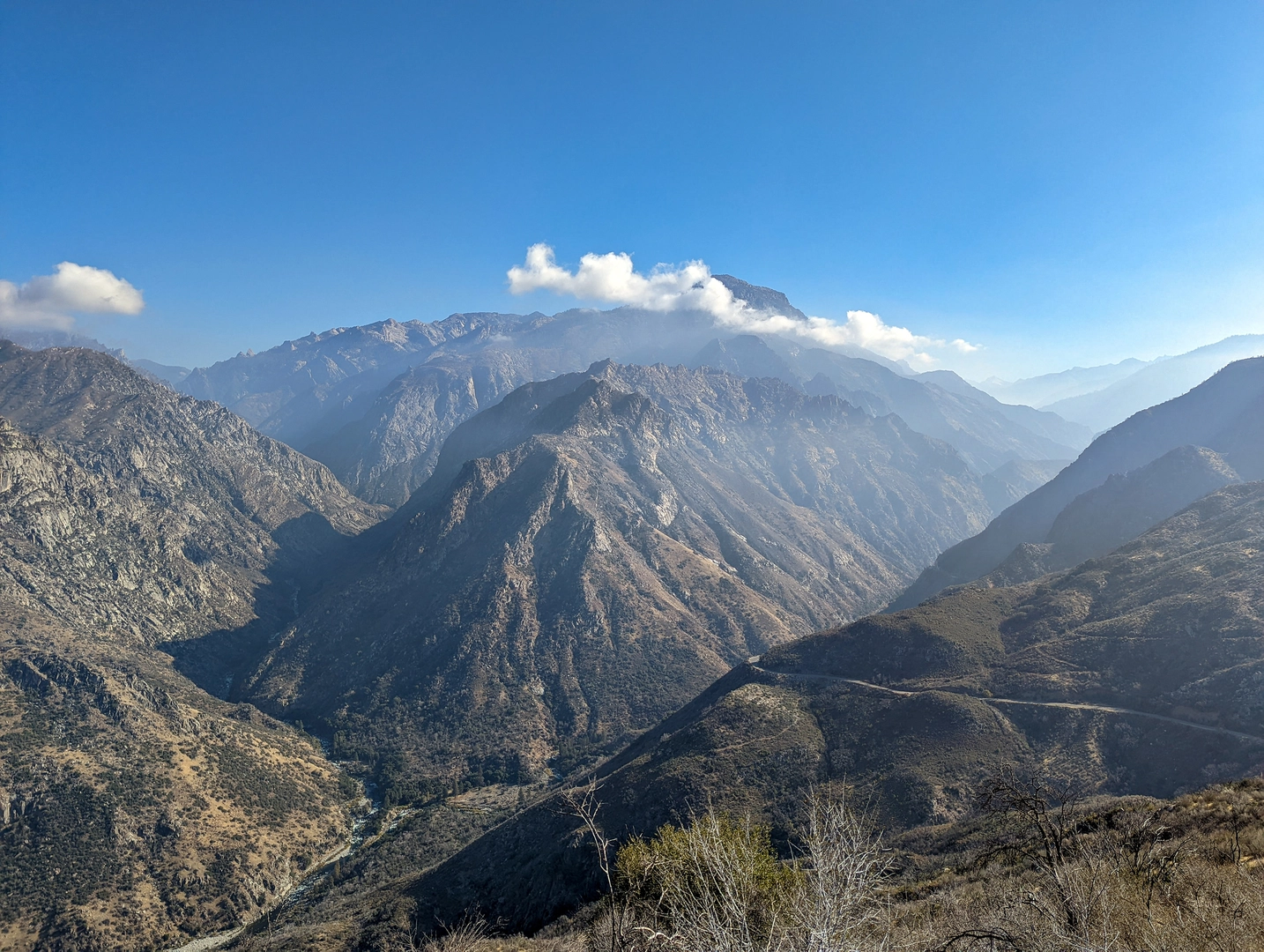 An image depicting the trail Colony Mill Long Trail and its surrounding area.