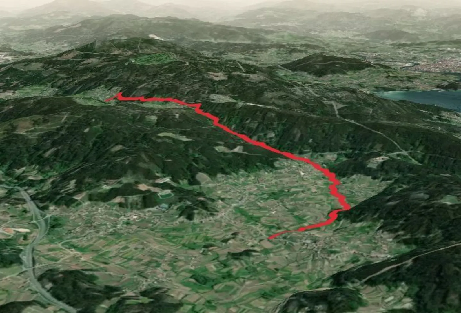 An image depicting the trail PR G 172 Chanca River Route and its surrounding area.
