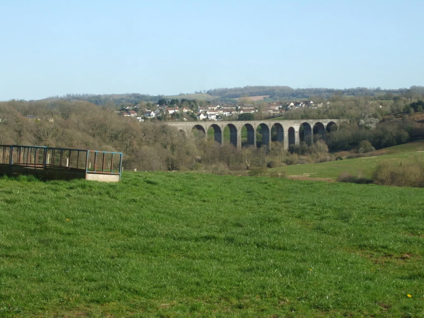 An image depicting the trail Dundry, Chew Magna and Pensford Loop via Settle Hill and its surrounding area.