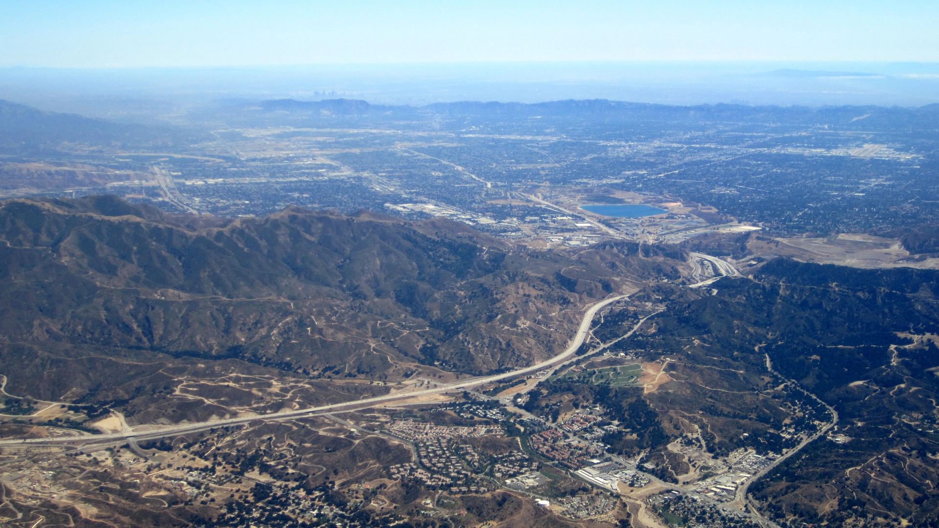 An image depicting the trail Edison Road Walk and its surrounding area.