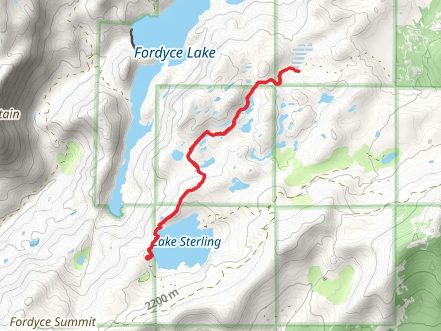 An image depicting the trail Mossy Pond via Glacier Lakes Basin Trail and its surrounding area.