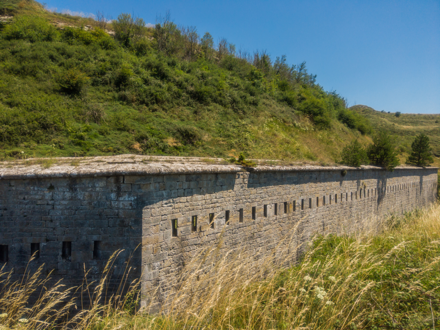 An image depicting the trail Ezkaba Circular SL NA 172 and its surrounding area.