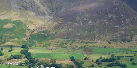 An image depicting the trail Threlkeld Circular Walk and its surrounding area.