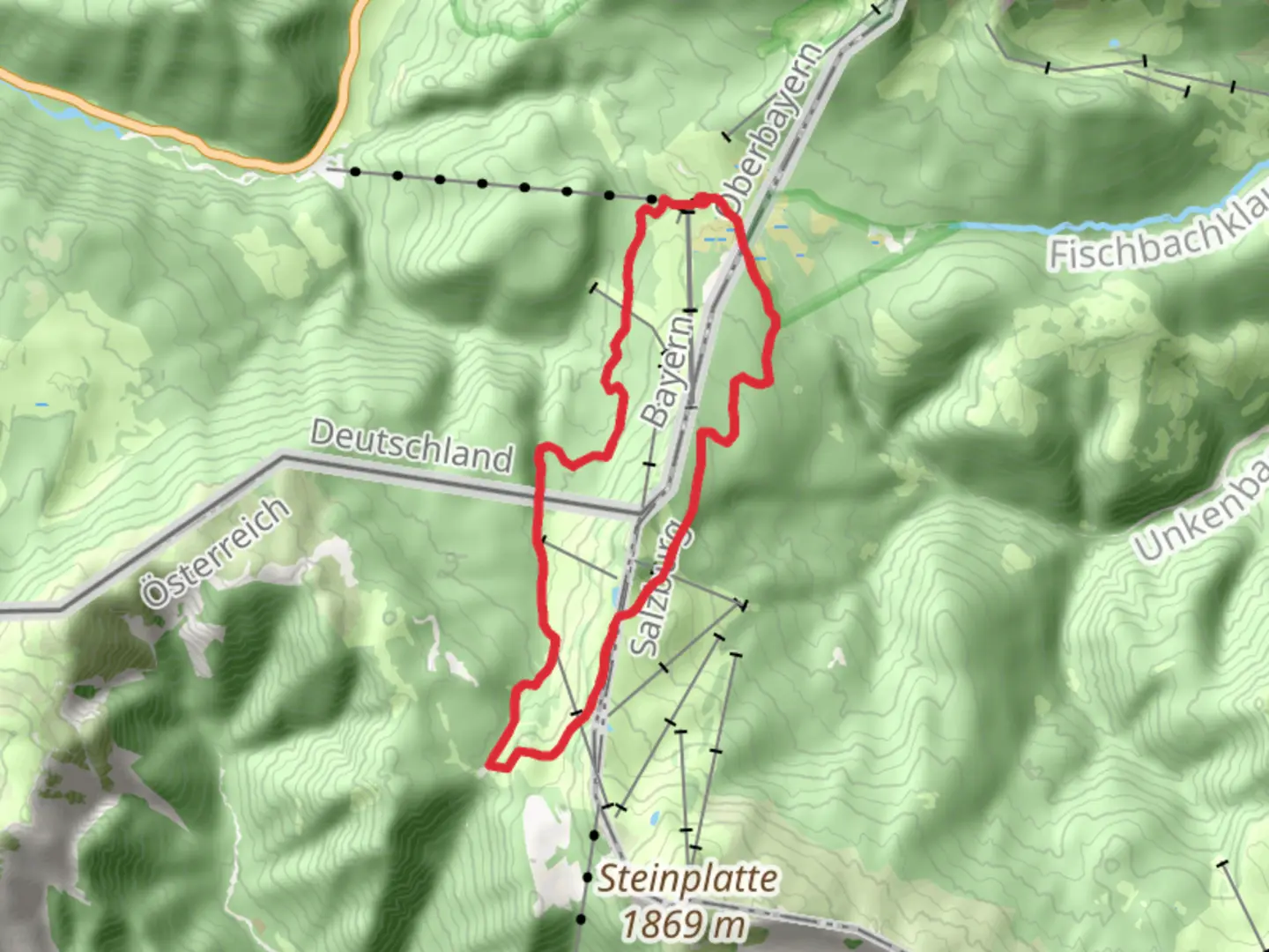 An image depicting the trail Wanderweg - Reit im Winkl and Nordalpenweg and its surrounding area.
