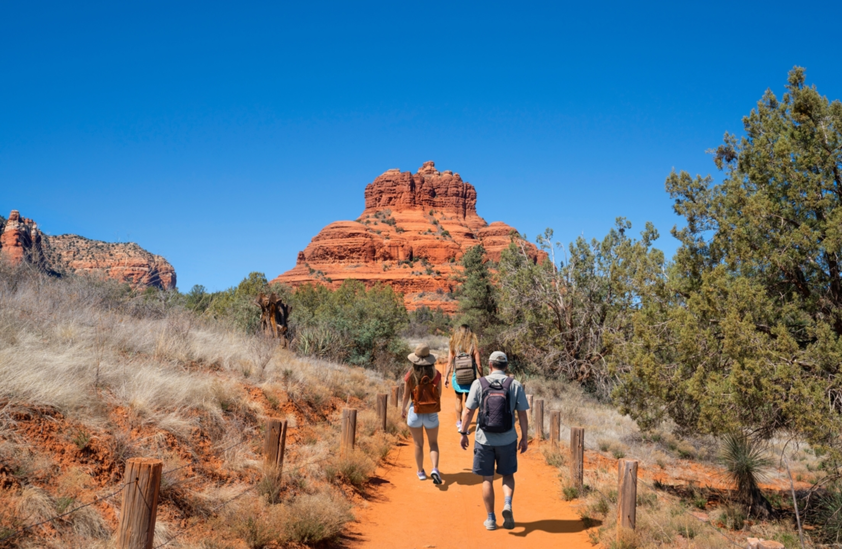 An image depicting the trail Bell Rock Pathway Trail and its surrounding area.