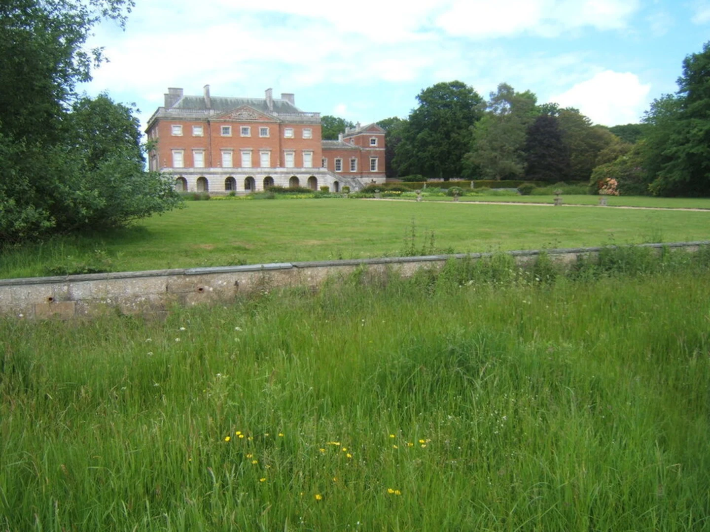 An image depicting the trail Wolterton Hall Loop and its surrounding area.