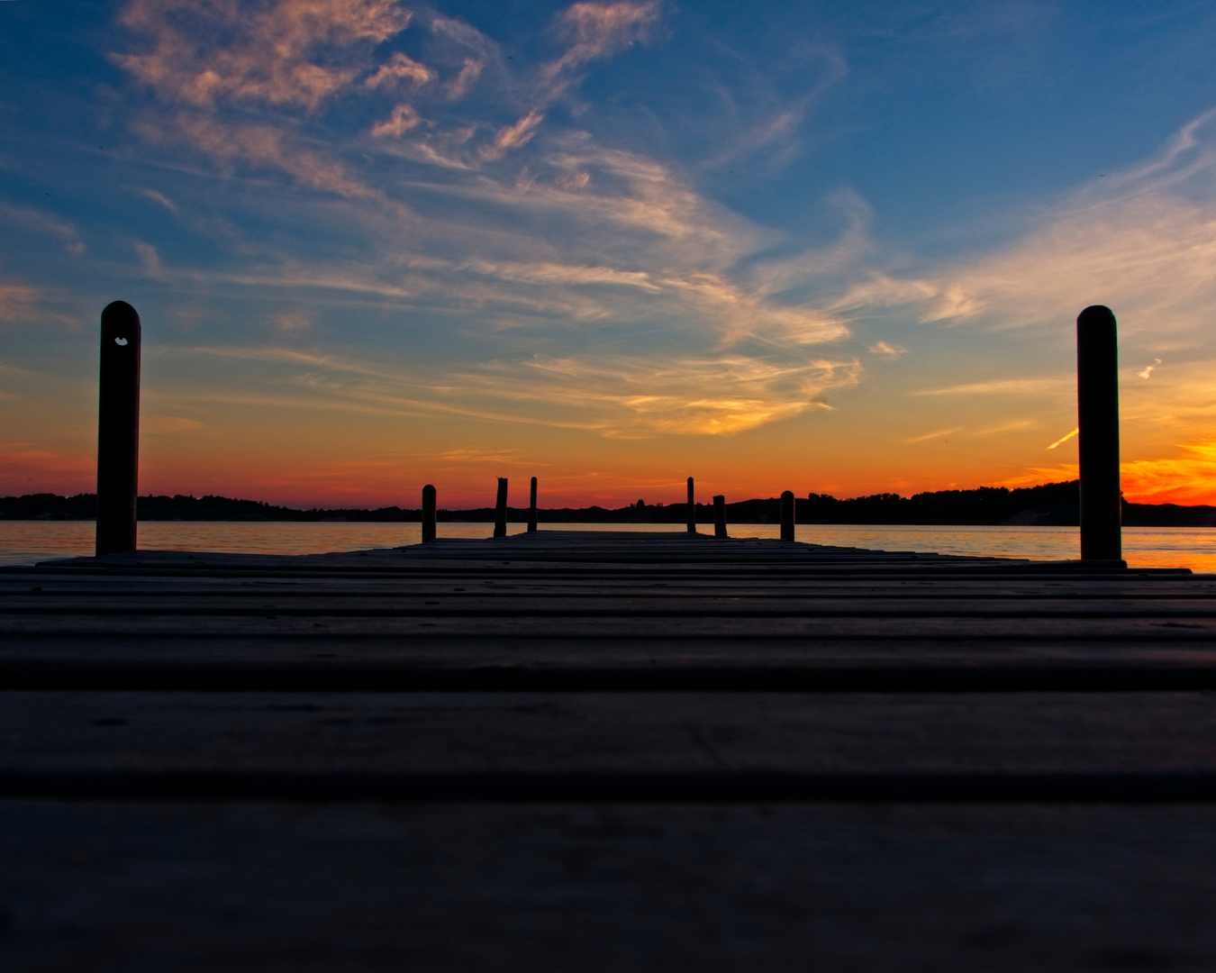 An image depicting the trail Nordhouse Dunes and its surrounding area.