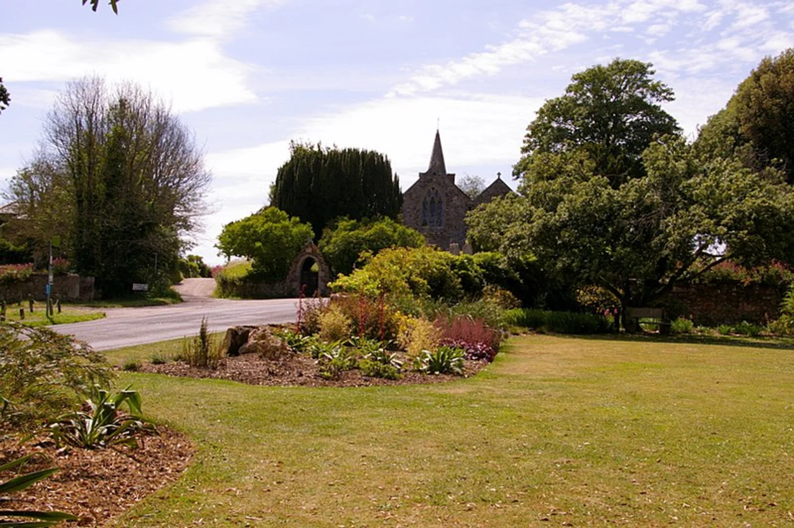 An image depicting the trail Mottistone Meander - South to the Sea and its surrounding area.