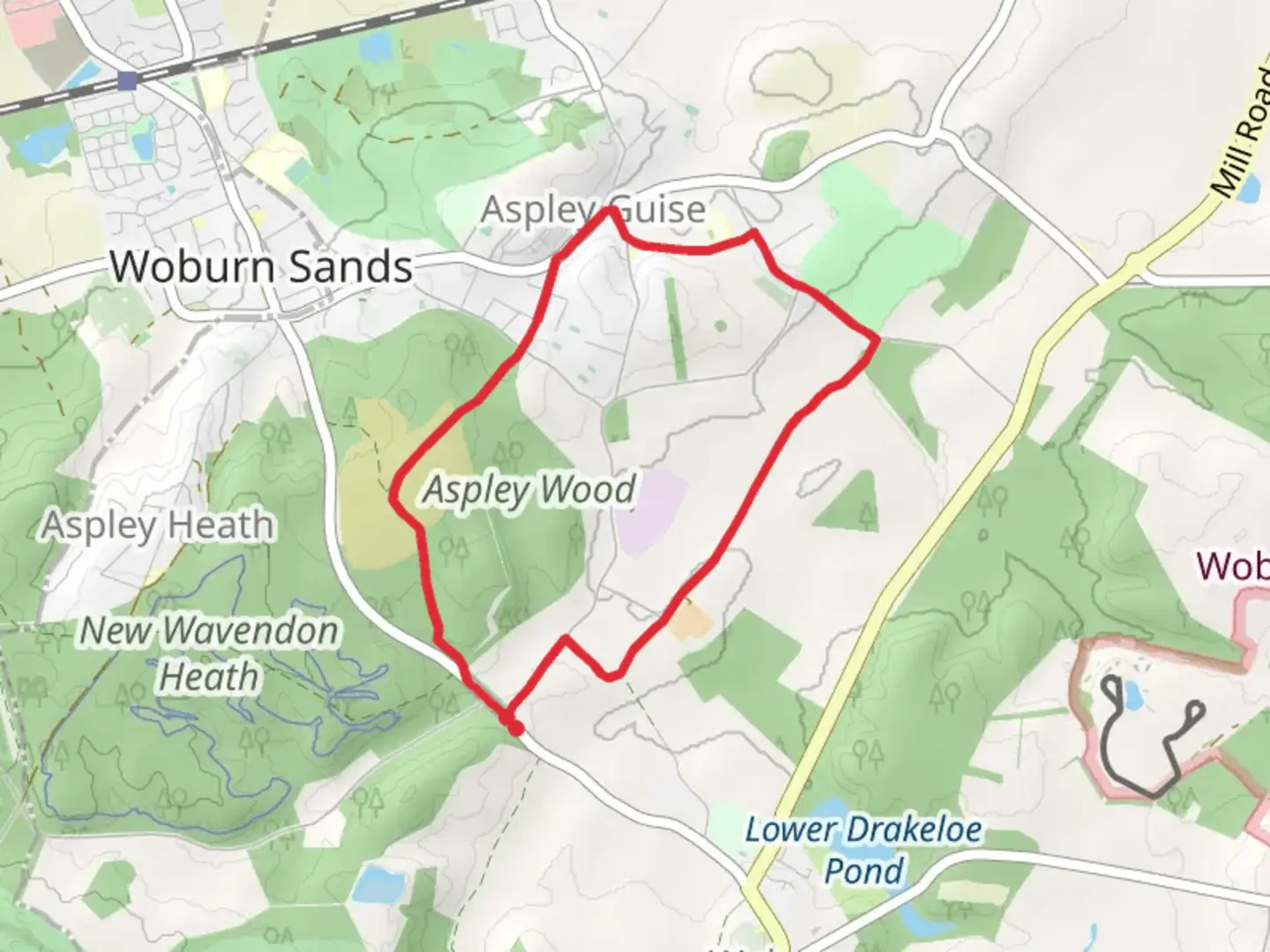 An image depicting the trail Aspley Wood Loop and its surrounding area.