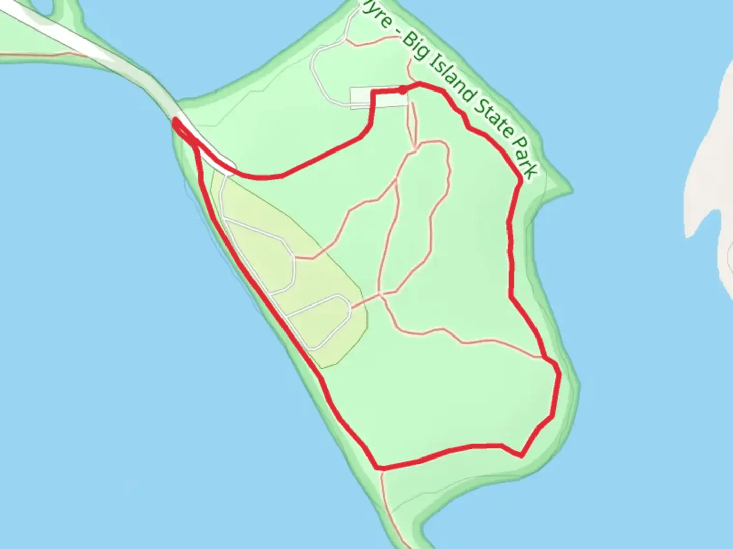 An image depicting the trail Big Island Loop Trail and its surrounding area.