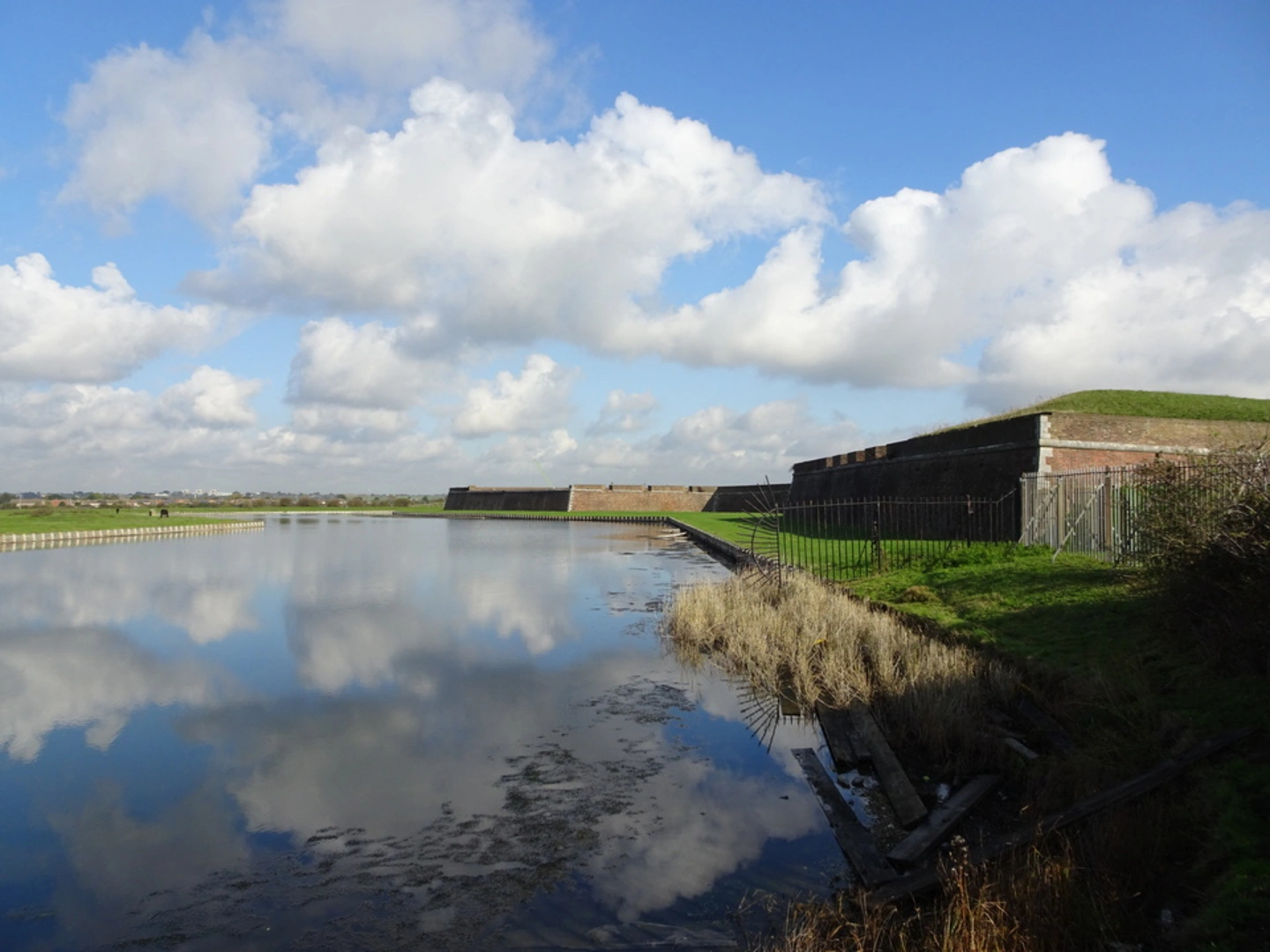 An image depicting the trail Tilbury Fort and its surrounding area.
