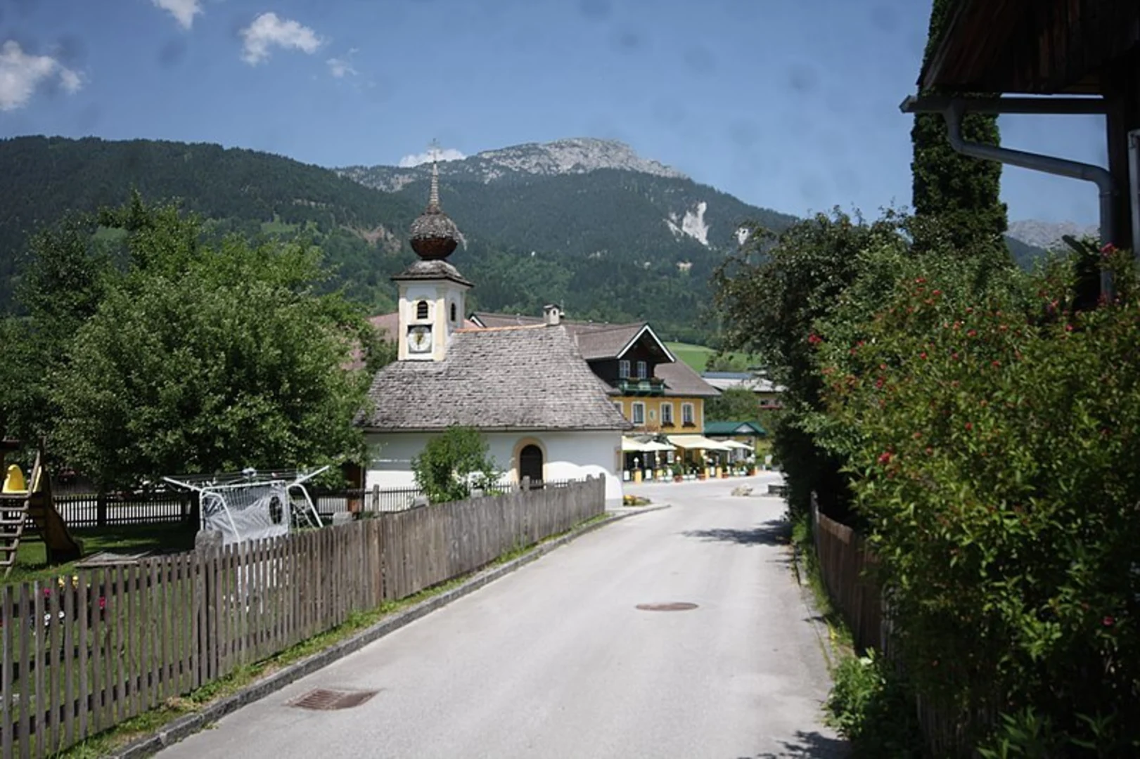 An image depicting the trail Freienstein-Round over Kunagrün and its surrounding area.