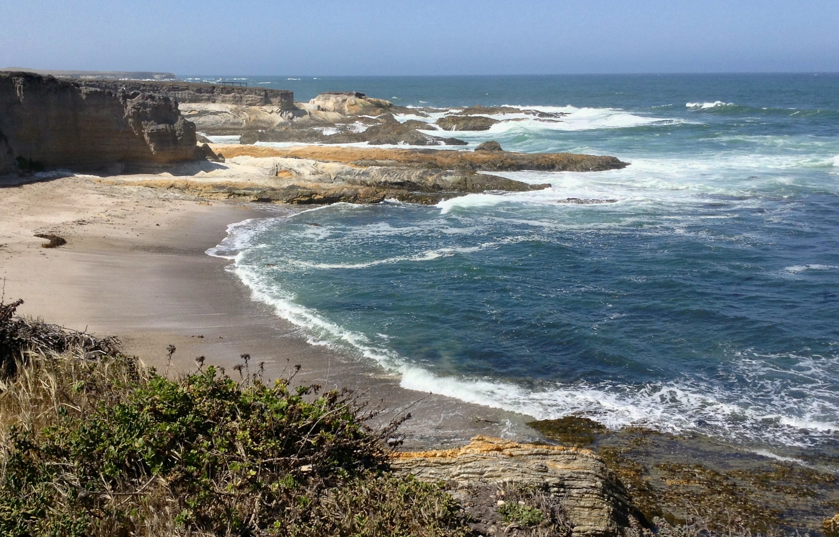 An image depicting the trail Bluff Loop Trail and its surrounding area.