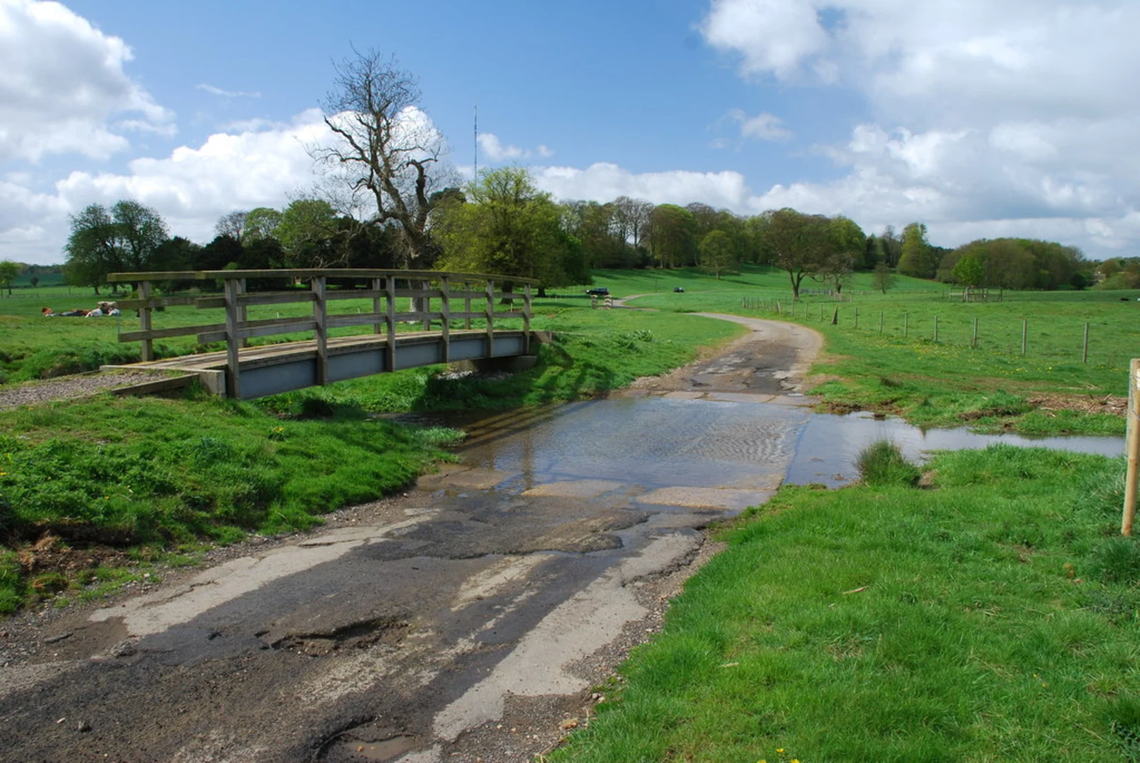 An image depicting the trail Donington on Bain Loop and its surrounding area.