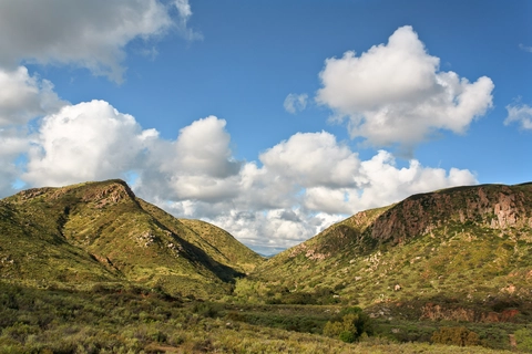 An image depicting the trail Father Junipero Serra Trail and its surrounding area.