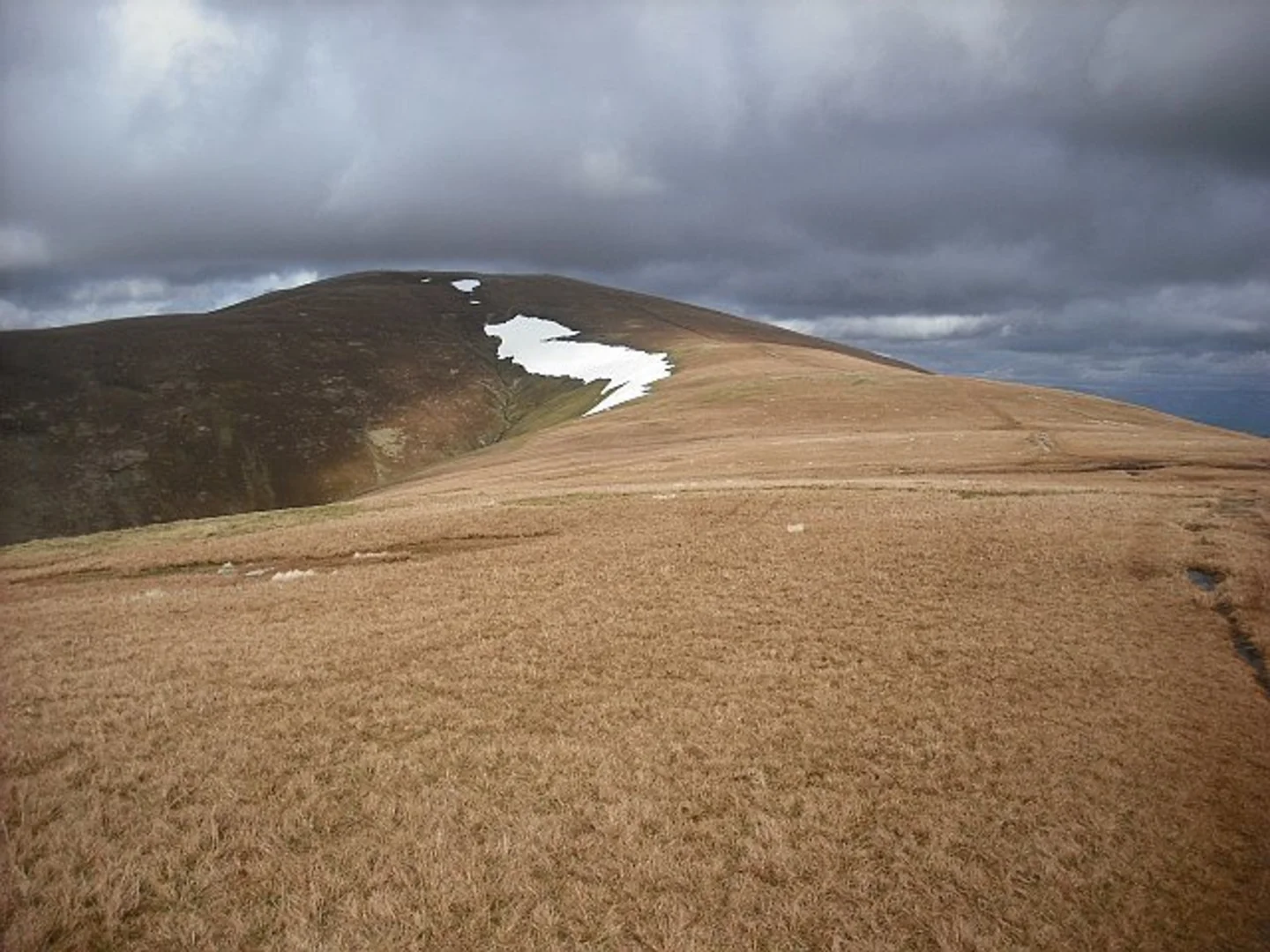 An image depicting the trail Great Dodd and its surrounding area.