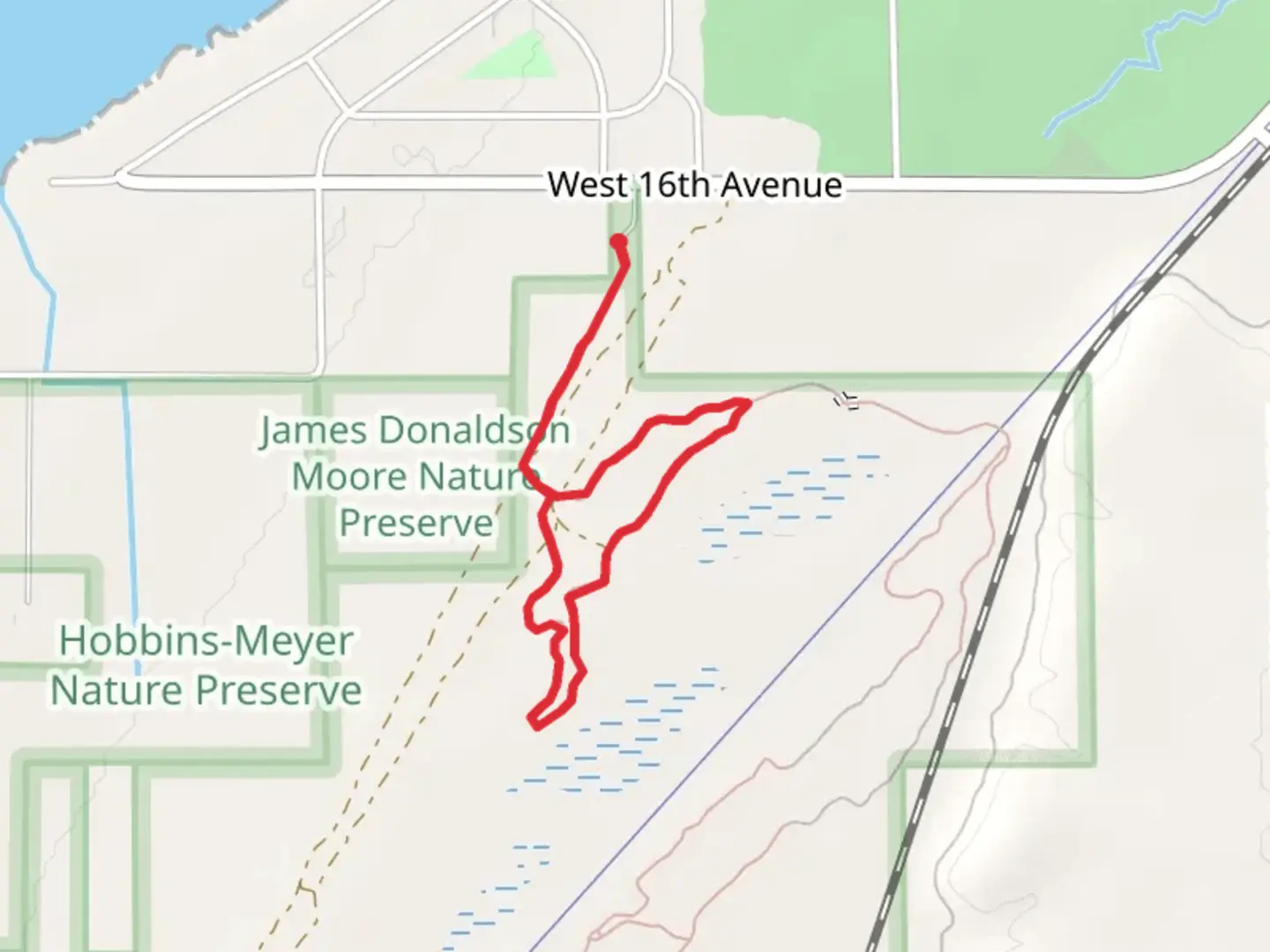 An image depicting the trail Algonquin Pathway Short Loop and its surrounding area.