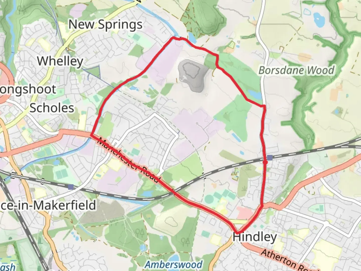 An image depicting the trail Leeds and Liverpool Canal Loop and its surrounding area.