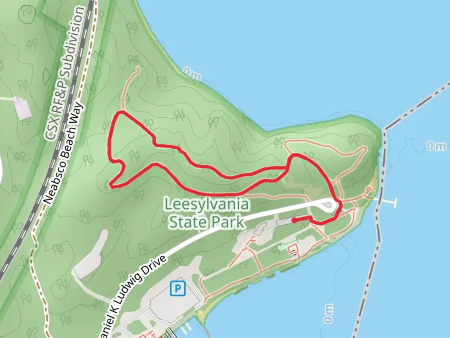 An image depicting the trail Lee's Wood Loop Trail and its surrounding area.