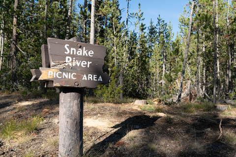 An image depicting the trail Snake River Cutoff via South Boundary Trail and its surrounding area.