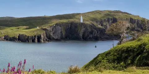 An image depicting the trail Sherkin Island 3 Yellow Trail and its surrounding area.