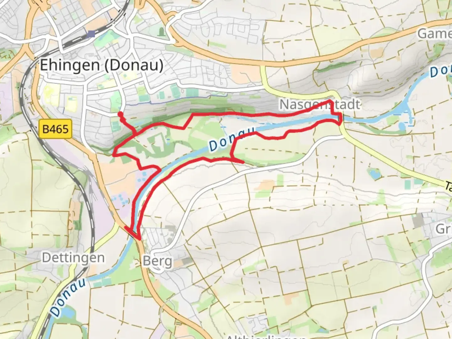 An image depicting the trail Donau via Naturerfah Rungspfad and its surrounding area.