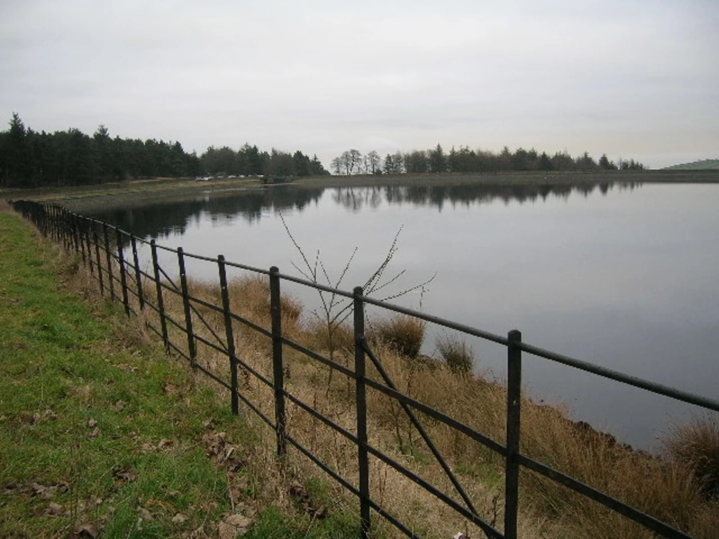An image depicting the trail Wyming Brook to Stanage Edge from Redmires Reservoirs and its surrounding area.