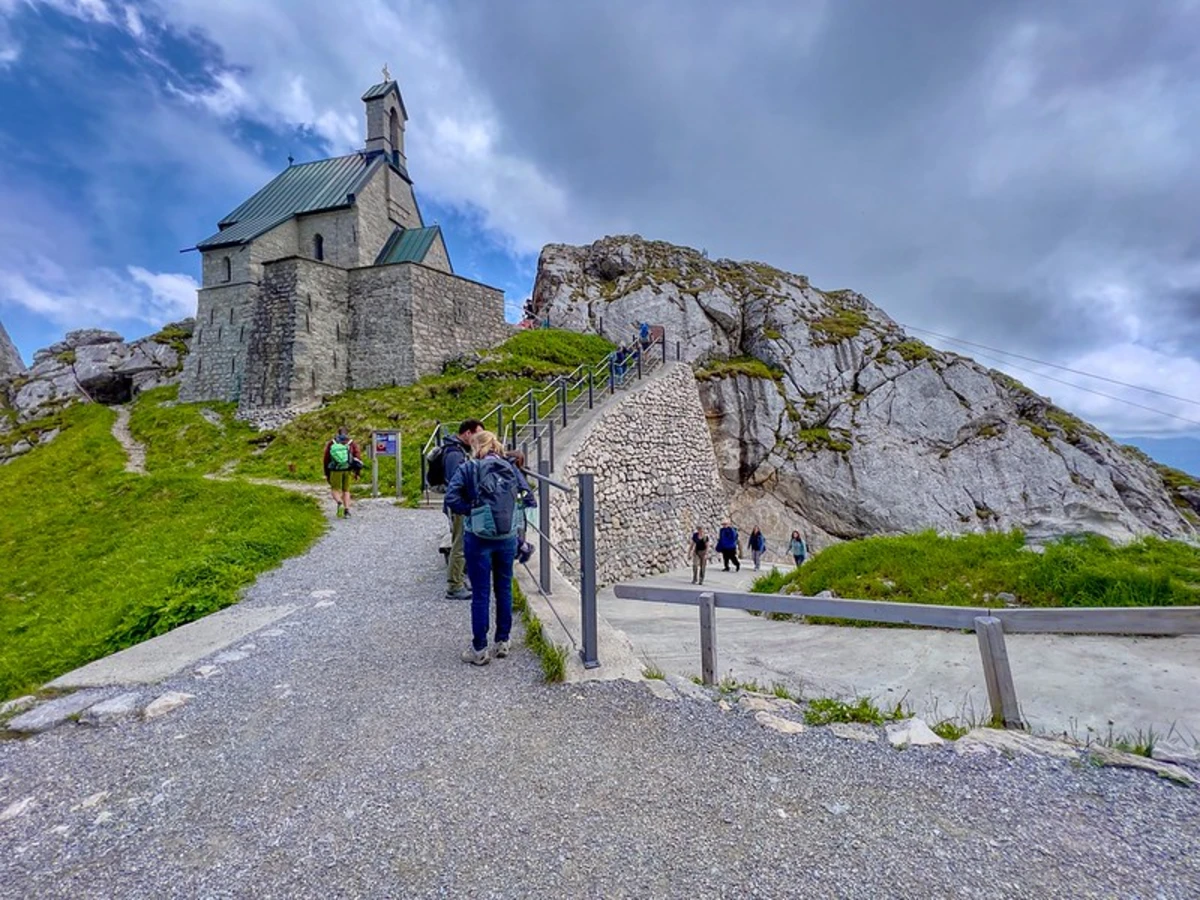 Falkenheim to Wendelstein Walk