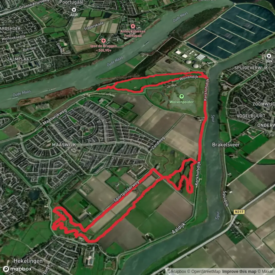 An image depicting the trail Oude Uitslag, Hekelingen and Kerkhofsdijk Loop and its surrounding area.