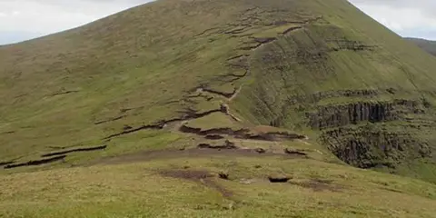 An image depicting the trail Galtymore to Cush Mountain Loop and its surrounding area.